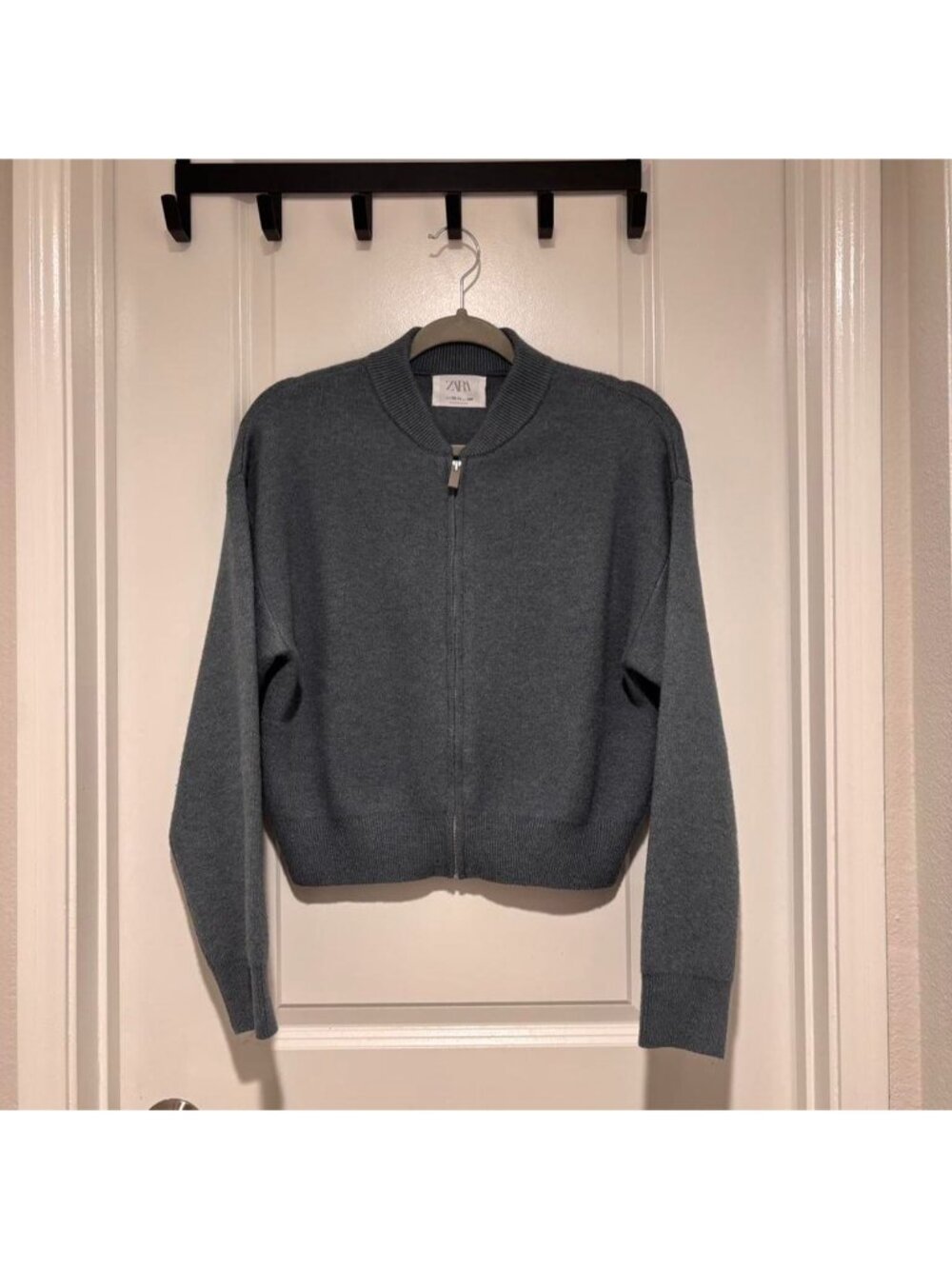 Grey Zara zip up sweater Zara kids 13/14 but fits...